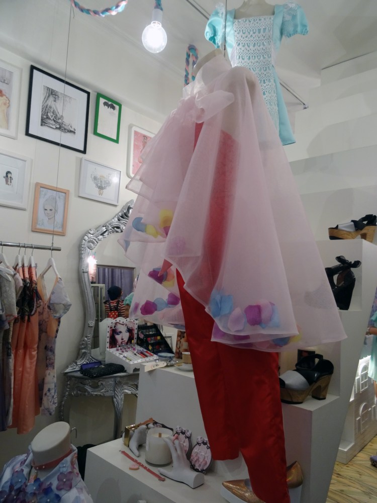 Lady Petrova launch 16